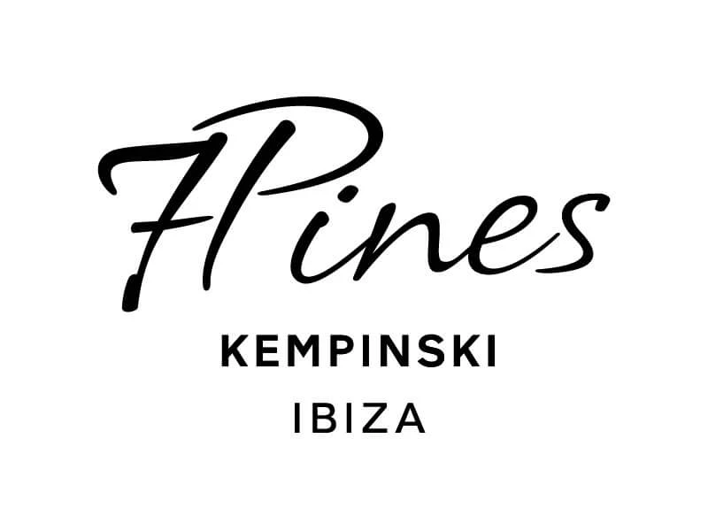 Design Monitore von Novis speziell in Rezeptionen von Hotels