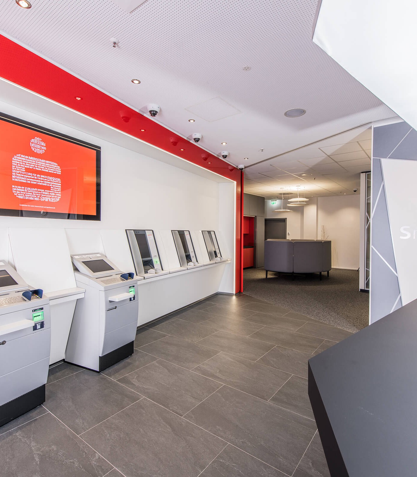 LOFT mount Präsentationsmonitor 65